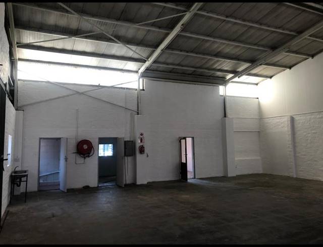INDUSTRIAL PROPERTY TO RENT IN HENNOPSPARK